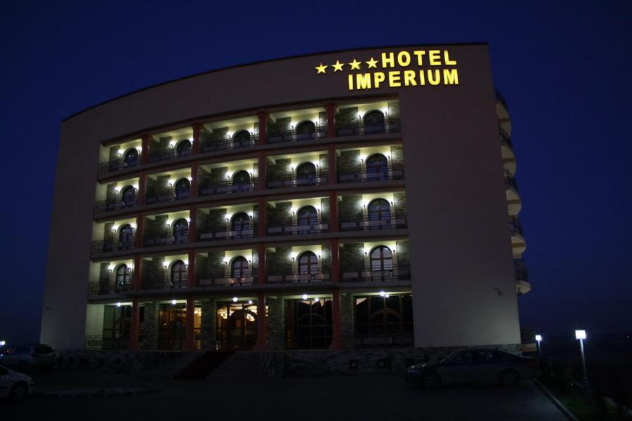 Hotel Imperium 수체아바 외부 사진